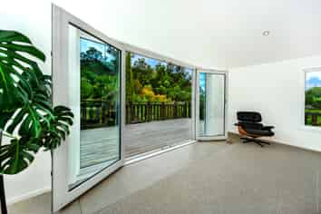 1 Zephyr Terrace, Governors Bay