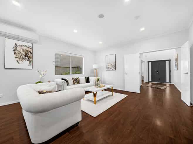 25 Te Kura Road, Flat Bush