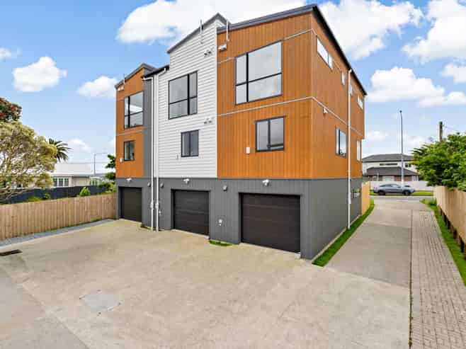 1-9/300 Great North Road, Henderson