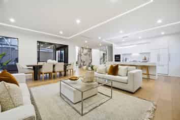 28 Streamview Way, Long Bay