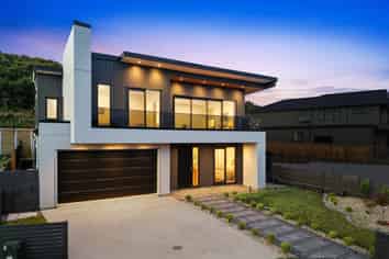 28 Streamview Way, Long Bay