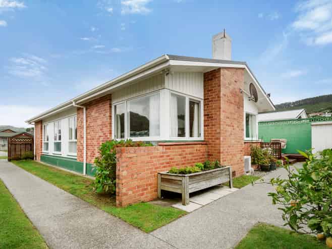5 Surrey Street, Tawa