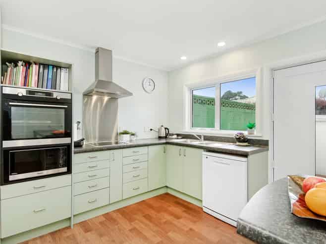 5 Surrey Street, Tawa