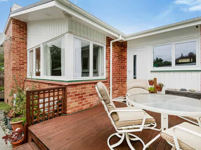 5 Surrey Street, Tawa