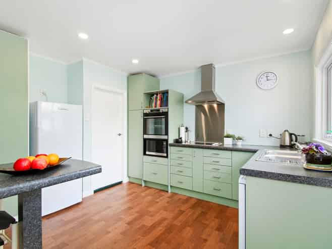 5 Surrey Street, Tawa