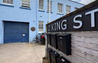 Industrial Warehouse in Mount Cook