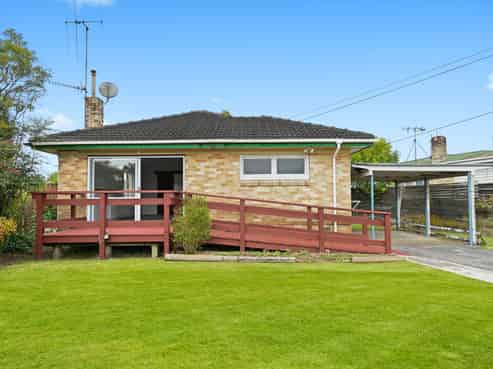 16 Keats Crescent, Enderley