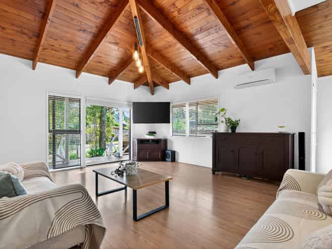 2/36 Gatman Street, Birkdale