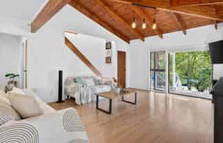 2/36 Gatman Street, Birkdale