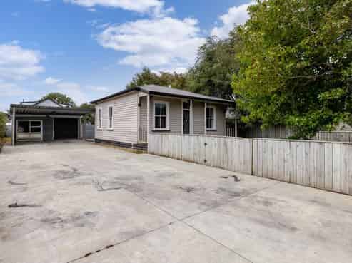 6 Charles Cross Street, Longburn