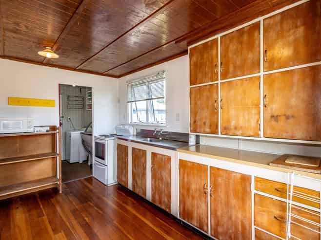 17 MacKenzie Street, National Park