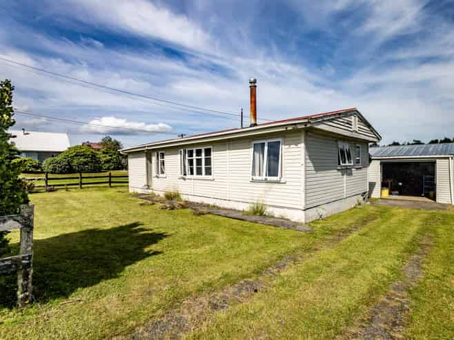 17 MacKenzie Street, National Park