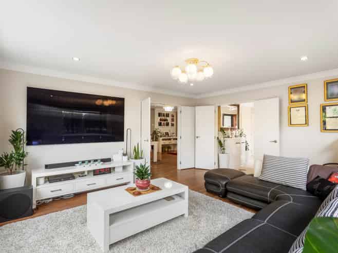 305 Albany Highway, Albany