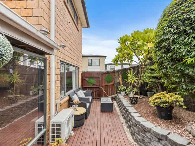 305 Albany Highway, Albany