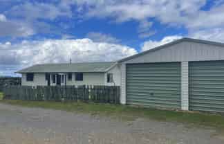 81 Longs Road, Hikurangi