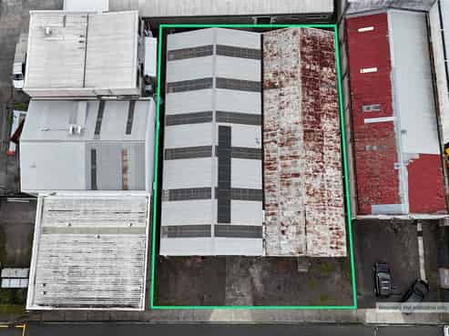 CBRE | Mixed-Use 621sqm Value-Add