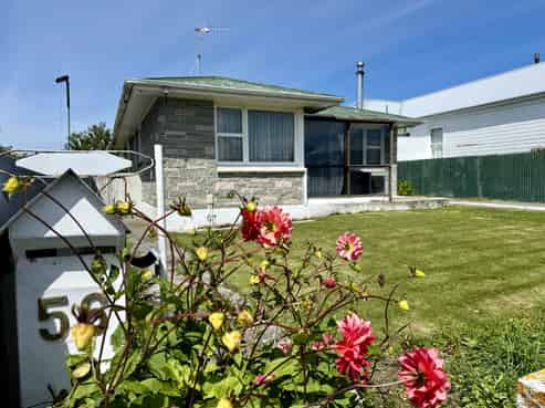 56 Raymond Street, West End