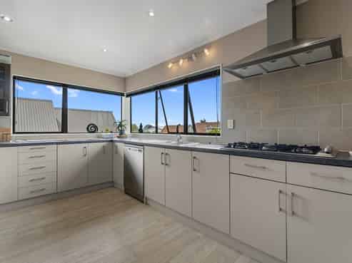 25 Ngaio Place, Pukete