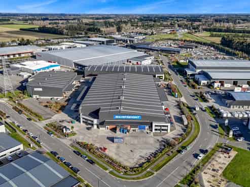 First-Class Industrial – Islington Ave