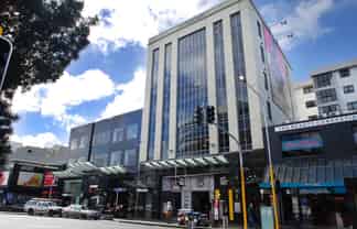 MODERN NEWMARKET OFFICE
