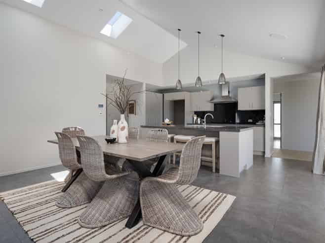 15 Dove Place, Pyes Pa