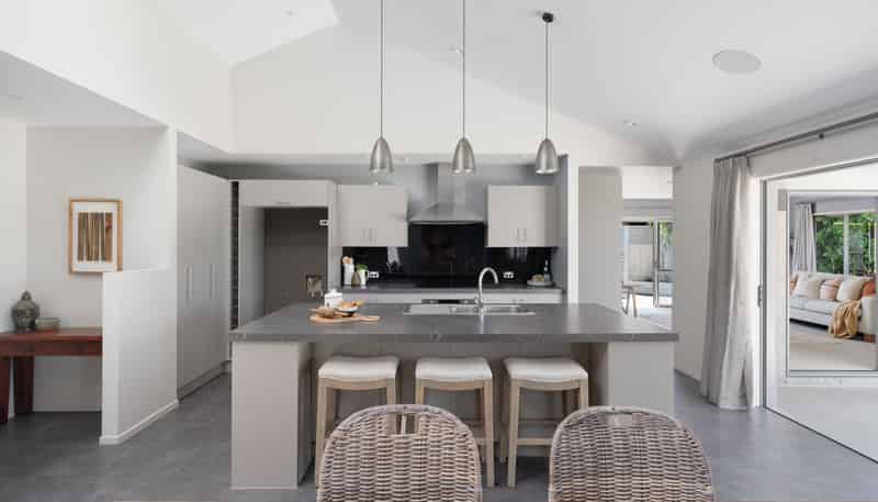 15 Dove Place, Pyes Pa