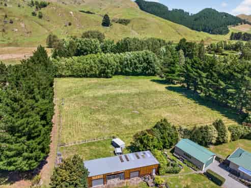 869 Norfolk Road, Carterton