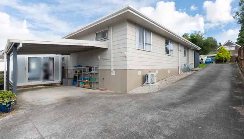 1/20 Lambrown Drive, Totara Vale