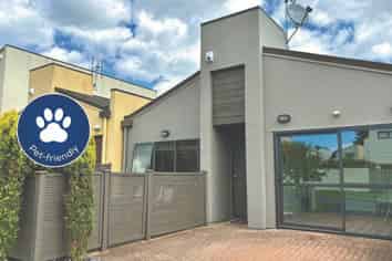 12 Els Close, Golflands