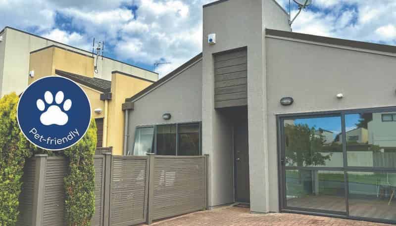 12 Els Close, Golflands