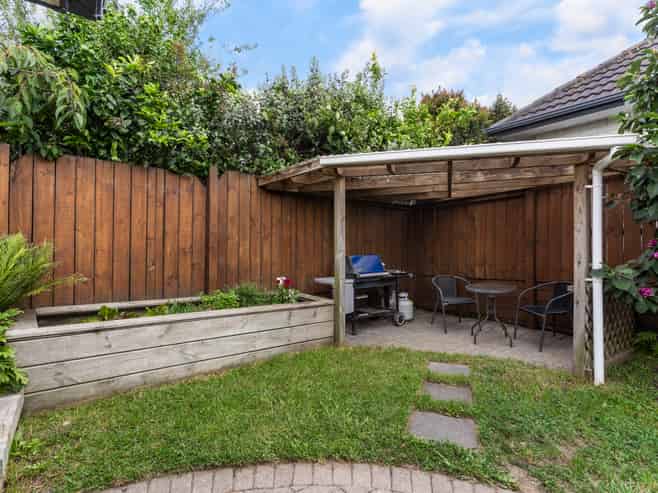 2/19 Stratford Road, Manurewa