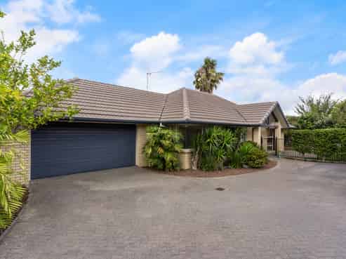 2/19 Stratford Road, Manurewa