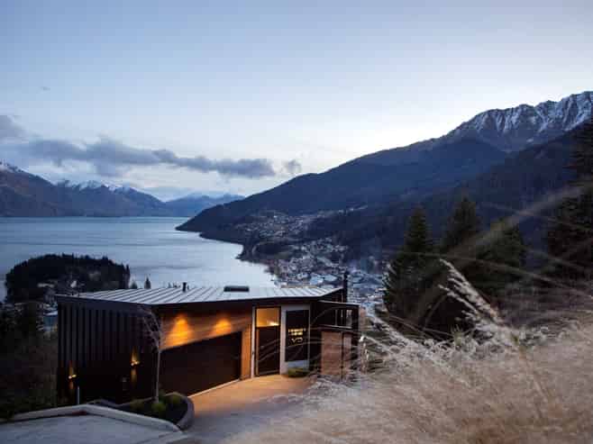 29 Vancouver Drive, Queenstown Hill