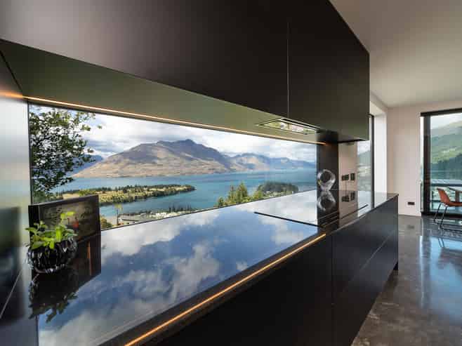 29 Vancouver Drive, Queenstown Hill
