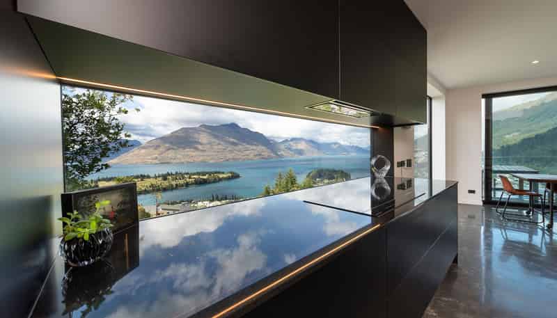 29 Vancouver Drive, Queenstown Hill