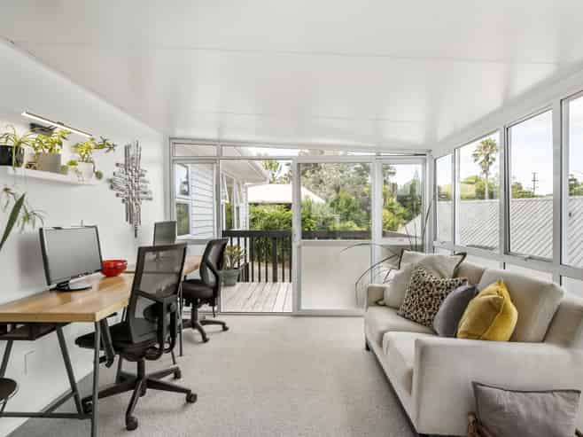 2/300 Rangatira Road, Beach Haven