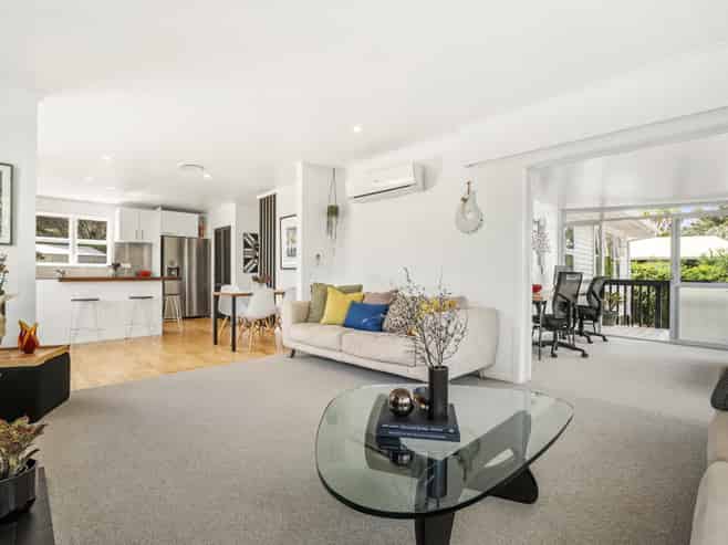 2/300 Rangatira Road, Beach Haven