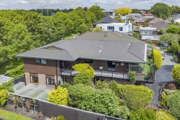 80 Regency Crescent, Redwood