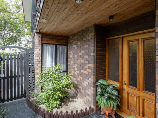 80 Regency Crescent, Redwood