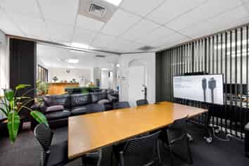 Versatile building - office, medical, church