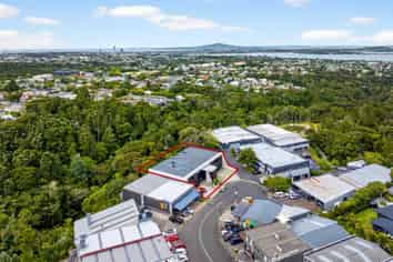 Versatile building - office, medical, church