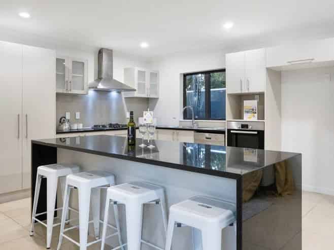 70 Tiverton Road, New Windsor