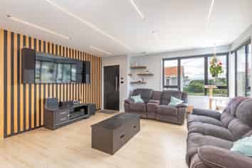 13 Hulke Street, Foxton