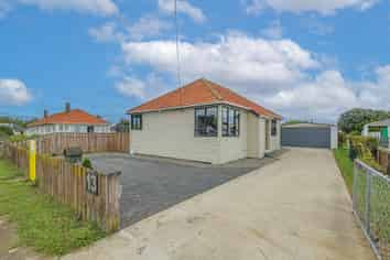 13 Hulke Street, Foxton