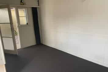 27a Park Road, West End