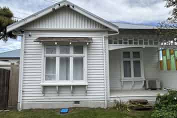 215 Olliviers Road, Linwood