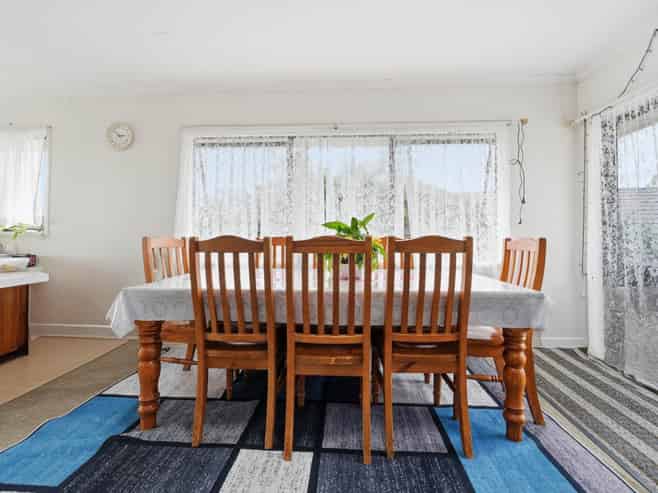 30 Summermist Drive, Northpark