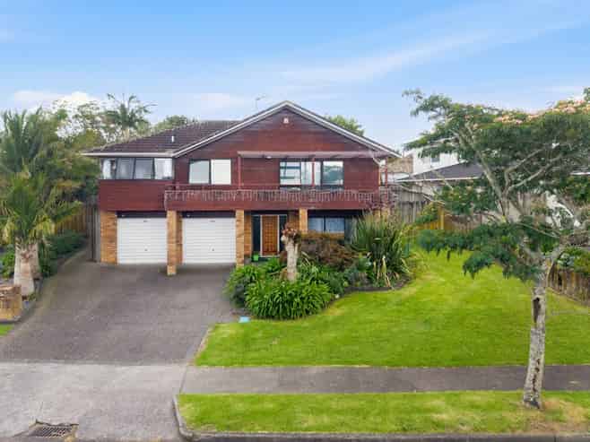 30 Summermist Drive, Northpark