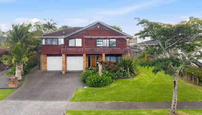 30 Summermist Drive, Northpark