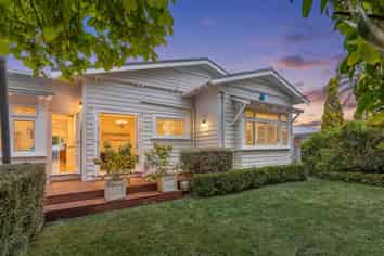 29 Athlone Road, Glendowie